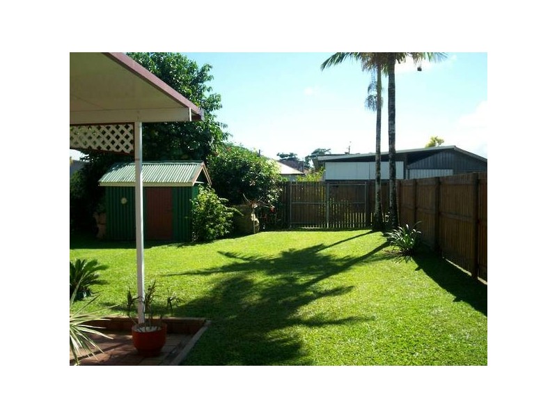 38 EASTWOOD ST, Babinda QLD 4861