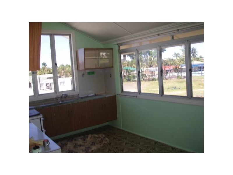 10 LILY, Innisfail QLD 4860