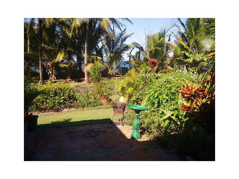 Cowley Beach QLD 4871