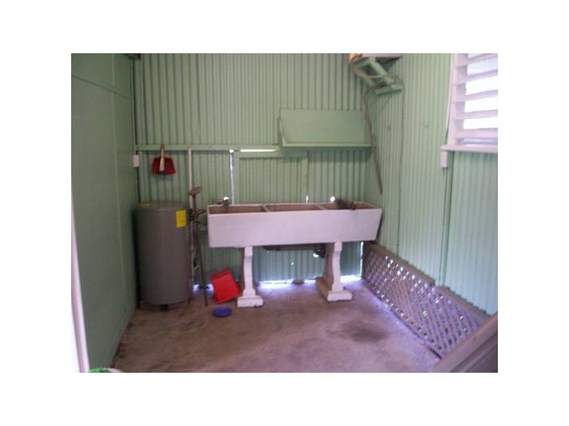 6 Eastwood street, Babinda QLD 4861