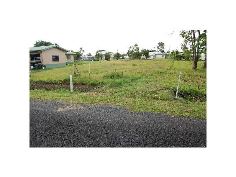 11 GEORGE ST, Innisfail QLD 4860