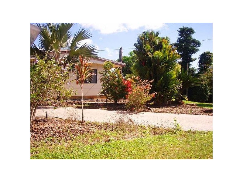 1 McCutcheon Road, Innisfail QLD 4860