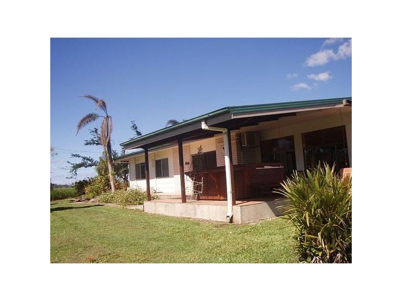 1 McCutcheon Road, Innisfail QLD 4860