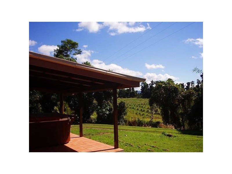 1 McCutcheon Road, Innisfail QLD 4860