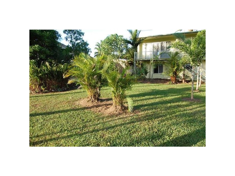 38 Maud, Flying Fish Point QLD 4860