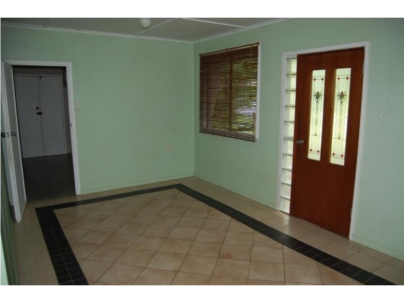 12 Judy Street, Flying Fish Point QLD 4860