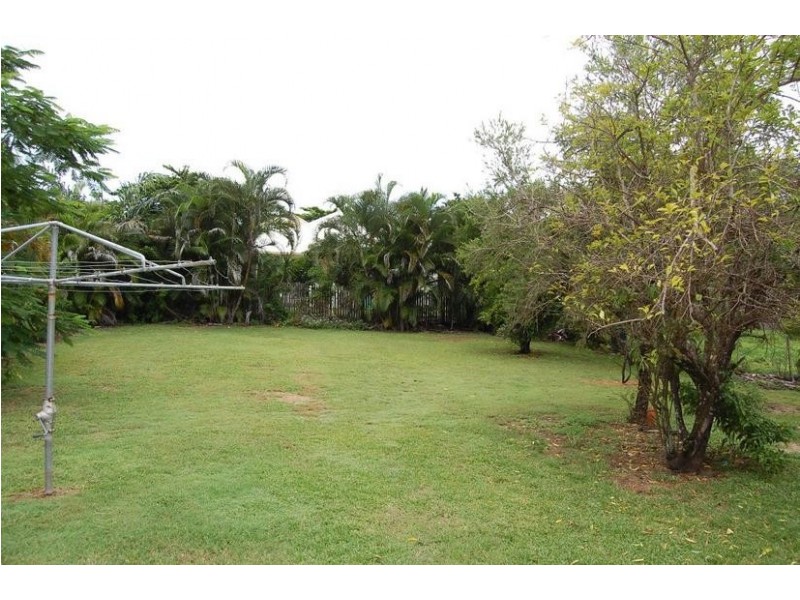 12 Judy Street, Flying Fish Point QLD 4860