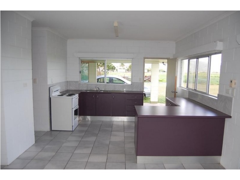 11 Bob Road, Mourilyan QLD 4858