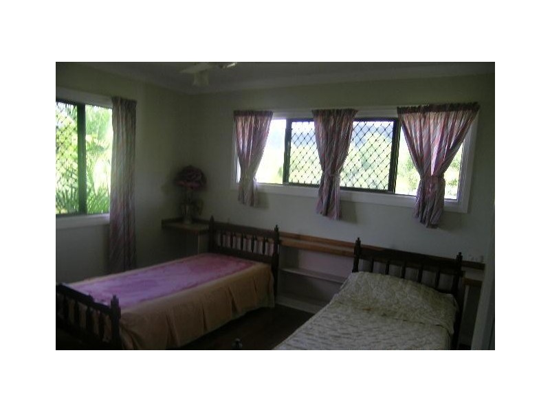 423 Mena Creek Road, Mena Creek QLD 4871