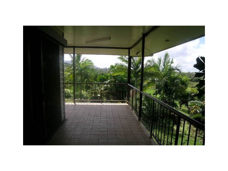 423 Mena Creek Road, Mena Creek QLD 4871