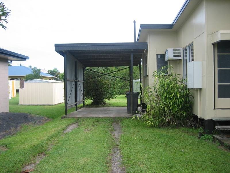 2/17/ Blackwood Street, Innisfail QLD 4860