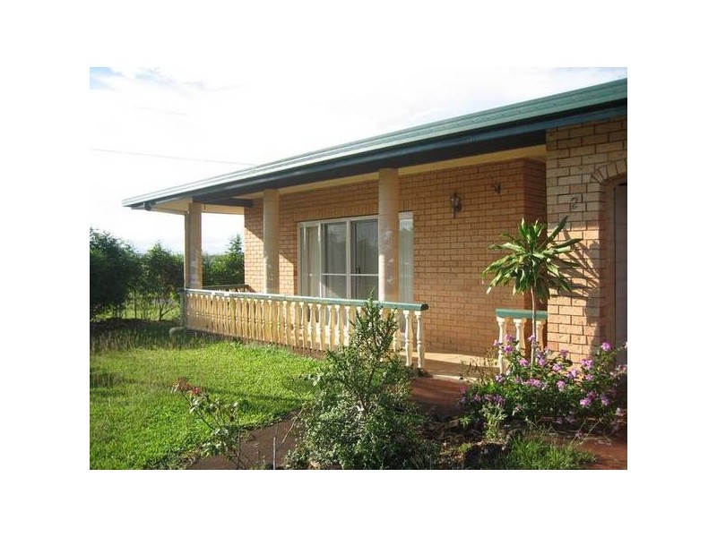 2 Grech, Wangan QLD 4871