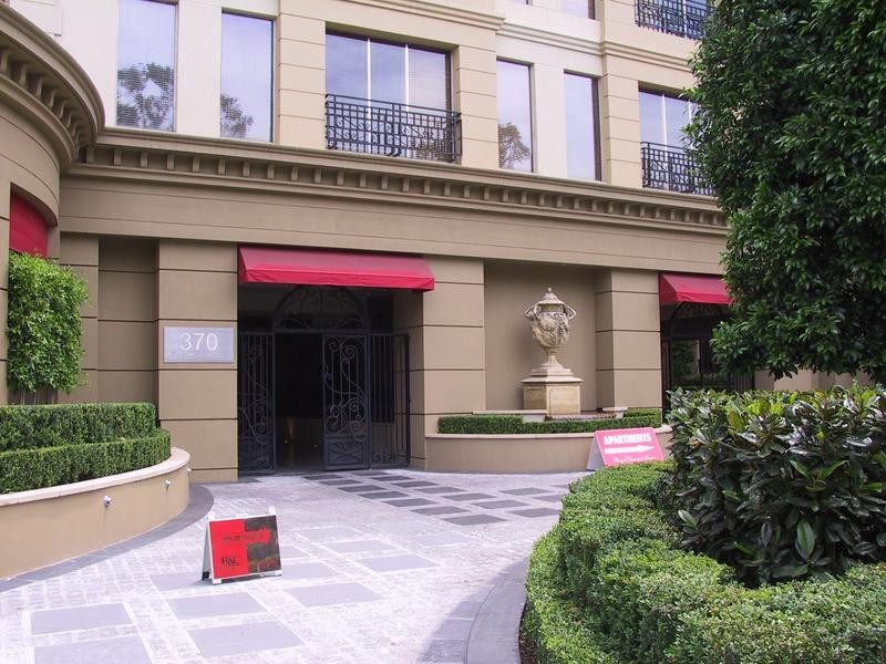 409/370 St Kilda Rd, Melbourne VIC 3004