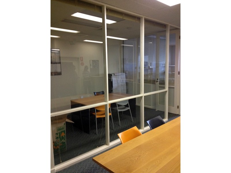 2/28 Drummond Street, Carlton VIC 3053