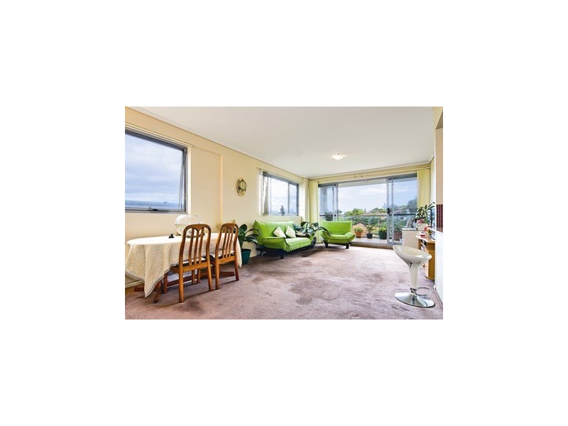B32/31-37 Pacific Parade, Dee Why NSW 2099