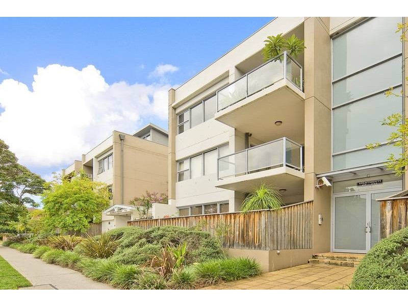 B32/31-37 Pacific Parade, Dee Why NSW 2099