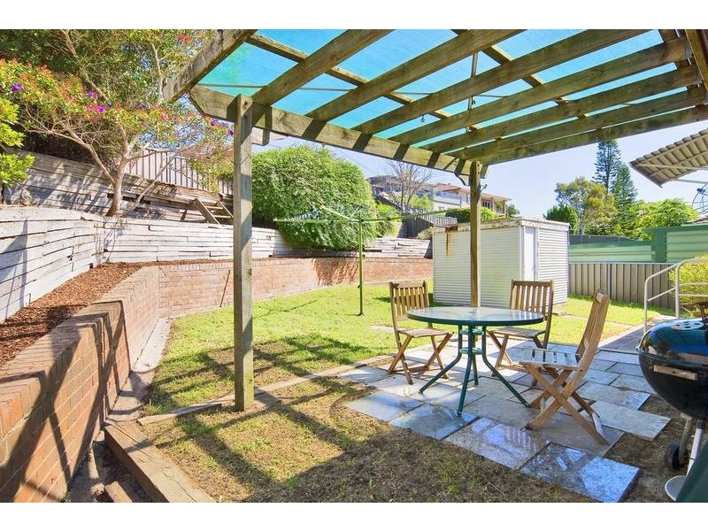 1 Warri Close, Narraweena NSW 2099