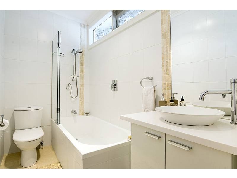 12 Lagoon View Road, Cromer NSW 2099