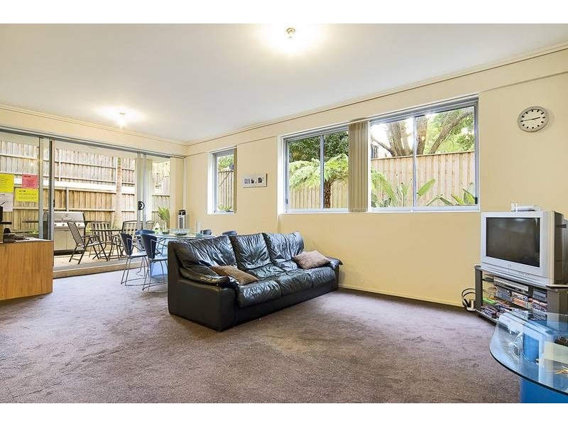B3/31-37 Pacific Parade, Dee Why NSW 2099