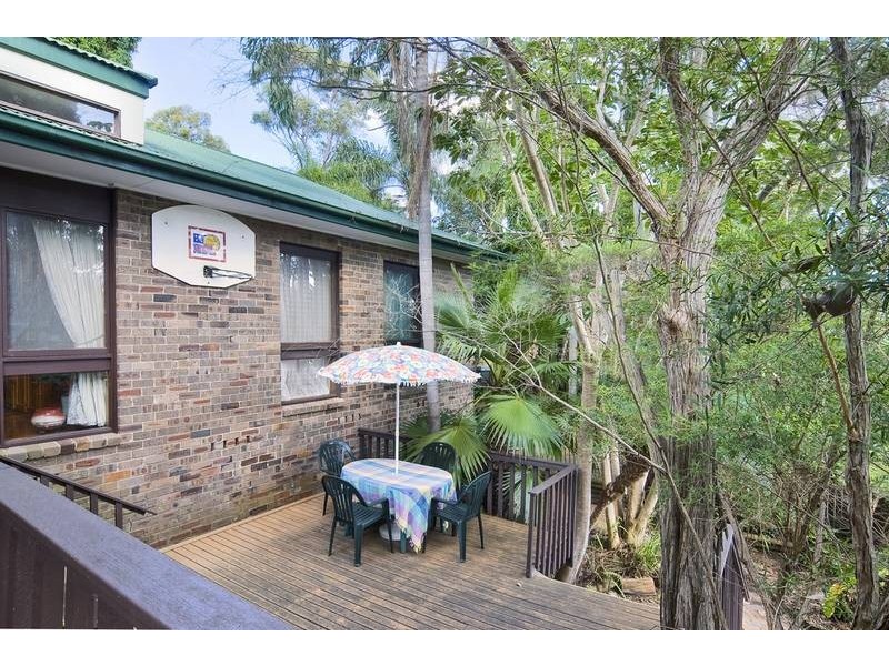 11 Bertana Crescent, Warriewood NSW 2102