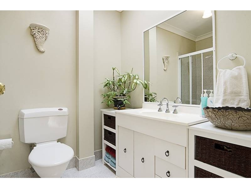 13/2 Forest Road, Warriewood NSW 2102