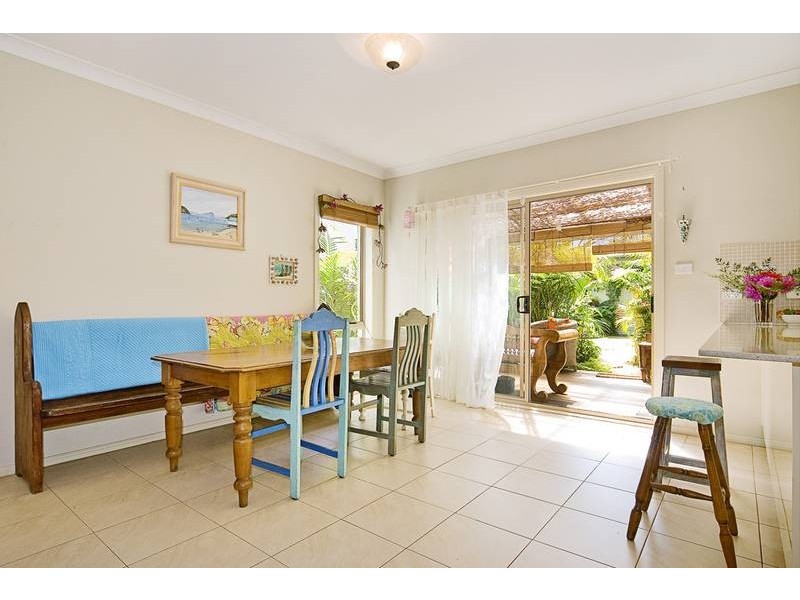 10 Honeyeater Grove, Warriewood NSW 2102