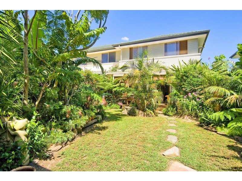 10 Honeyeater Grove, Warriewood NSW 2102