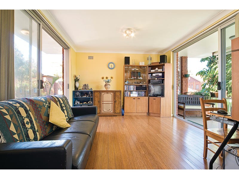 8/77 Howard Avenue, Dee Why NSW 2099