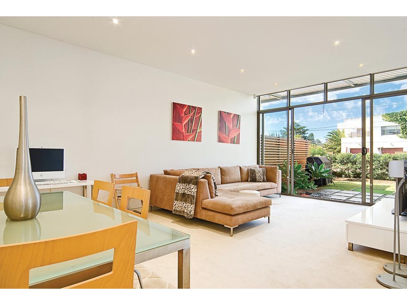 2/98-100 Ocean Street, Narrabeen NSW 2101