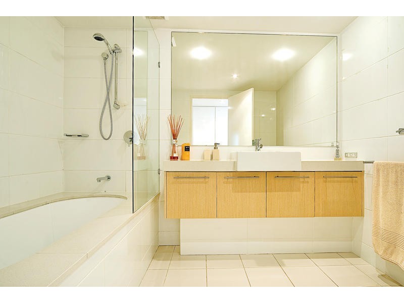 2/98-100 Ocean Street, Narrabeen NSW 2101