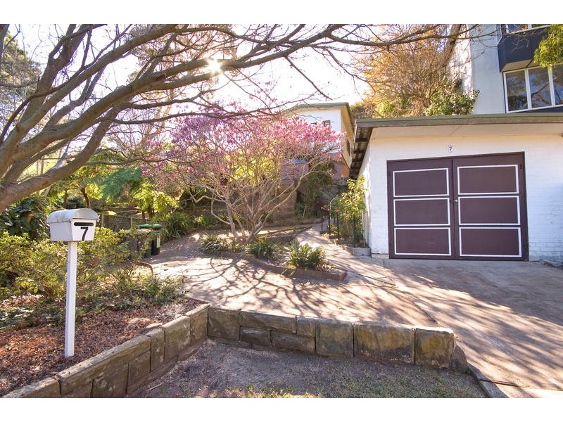 7 Burilla Street, North Curl Curl NSW 2099