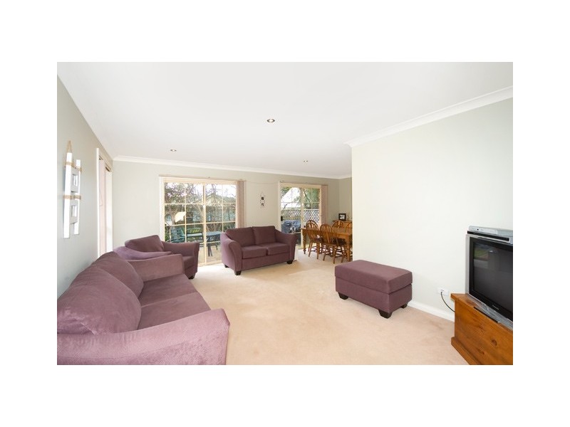 35a Oxford Falls Road, Beacon Hill NSW 2100