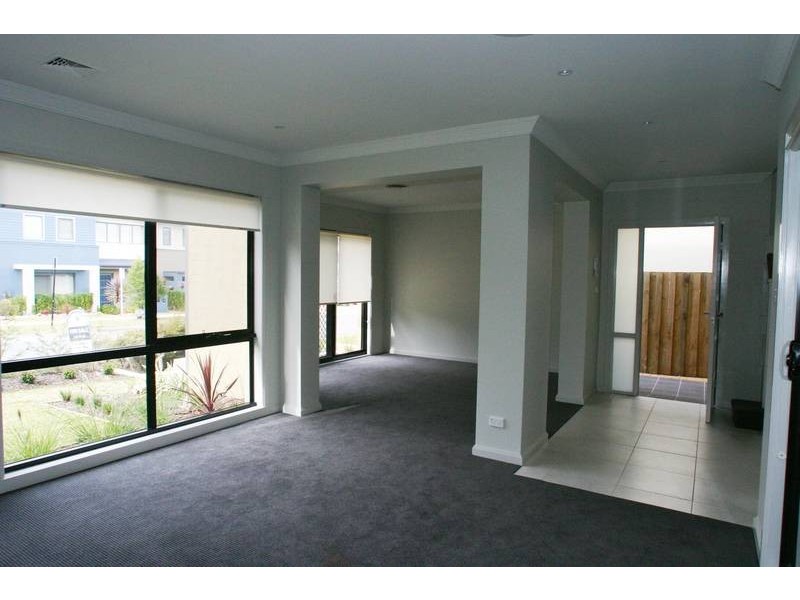 33 Kingfisher Way, Warriewood NSW 2102