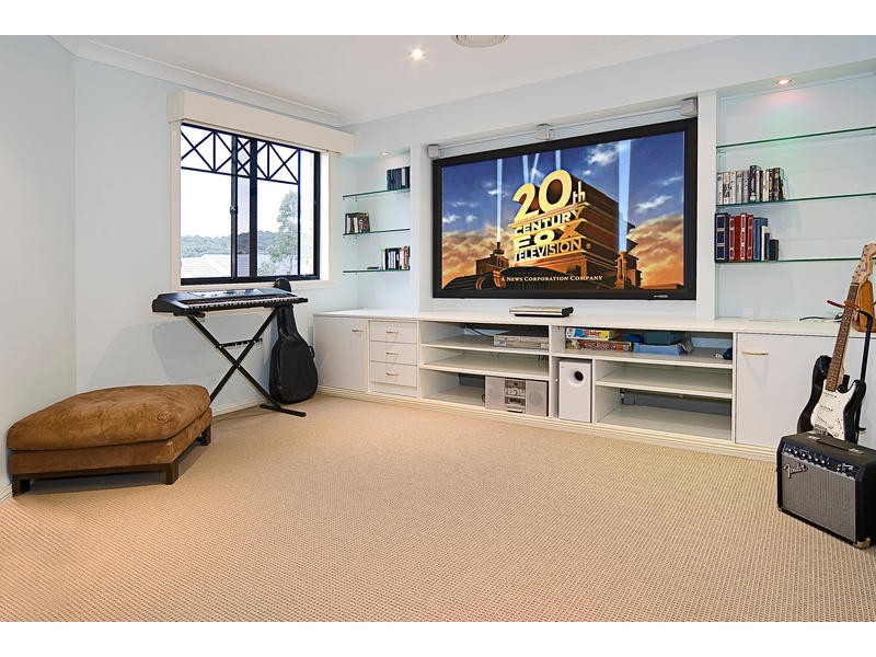 41 Valley View Circuit, Warriewood NSW 2102