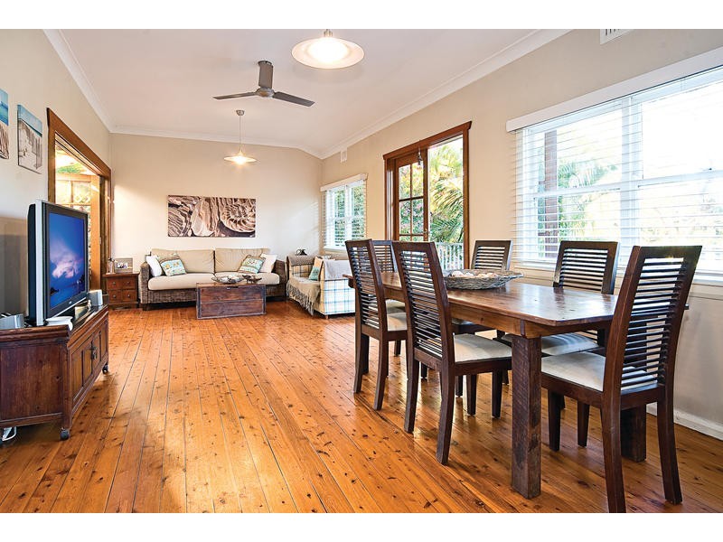 12 Warriewood Road, Warriewood NSW 2102