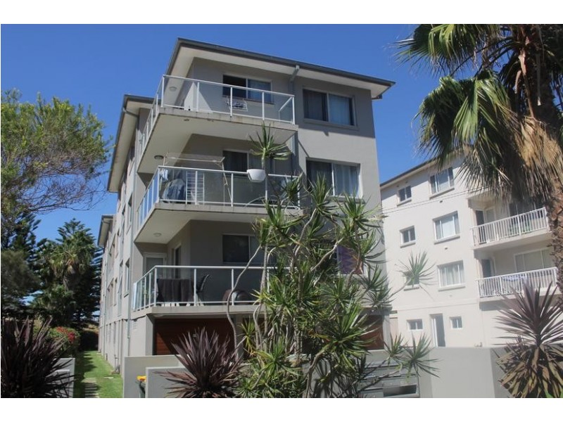 2/39 Seabeach Avenue, Mona Vale NSW 2103