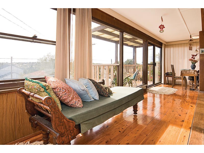 14 Curl Curl Parade, Curl Curl NSW 2096