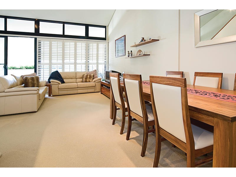 15/6-8 Waterloo Street, Narrabeen NSW 2101