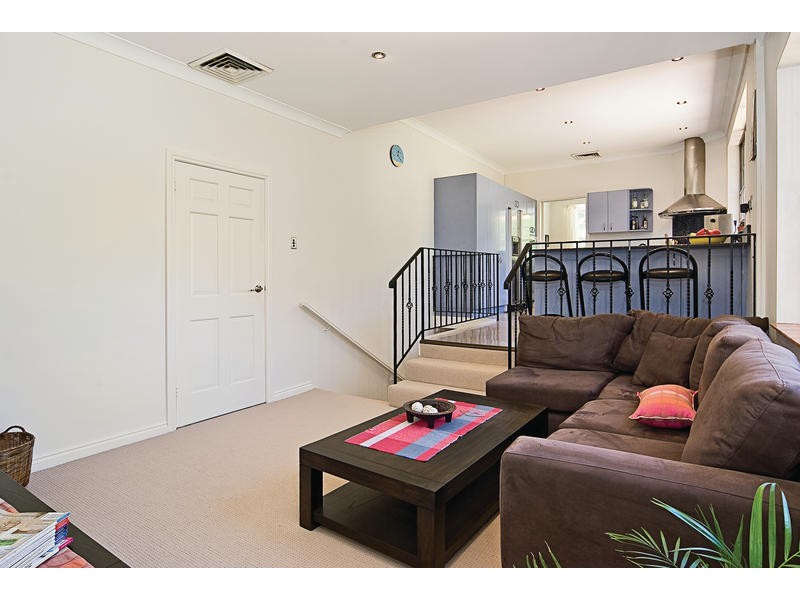 1 Kens Road, Frenchs Forest NSW 2086