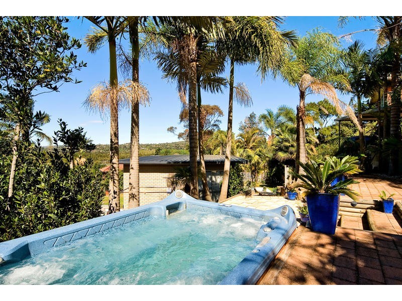 6 Baree Place, Warriewood NSW 2102