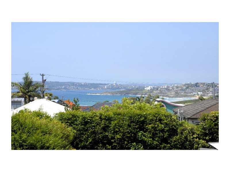 35 Headland Road, North Curl Curl NSW 2099