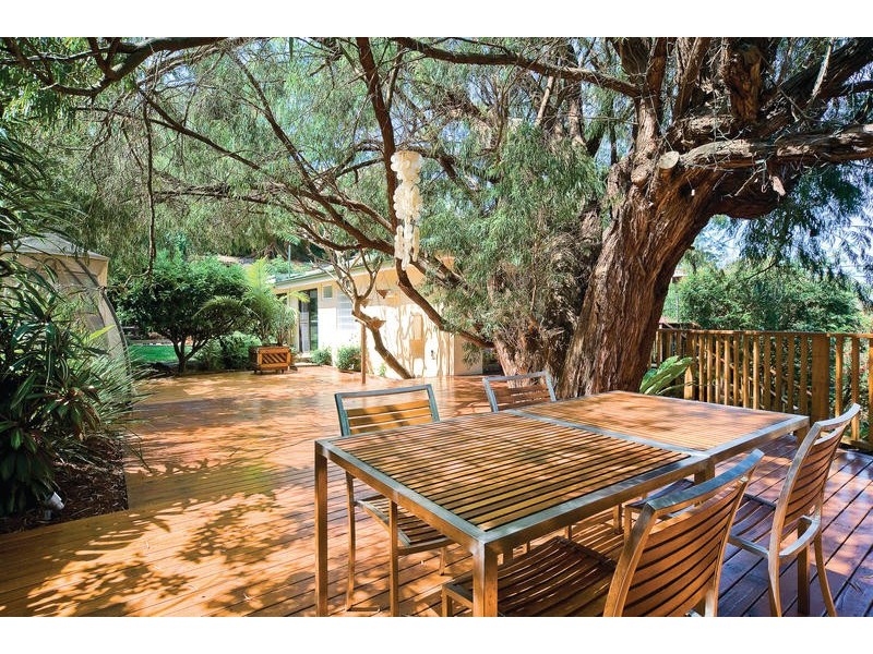 8 Larmer Place, Dee Why NSW 2099