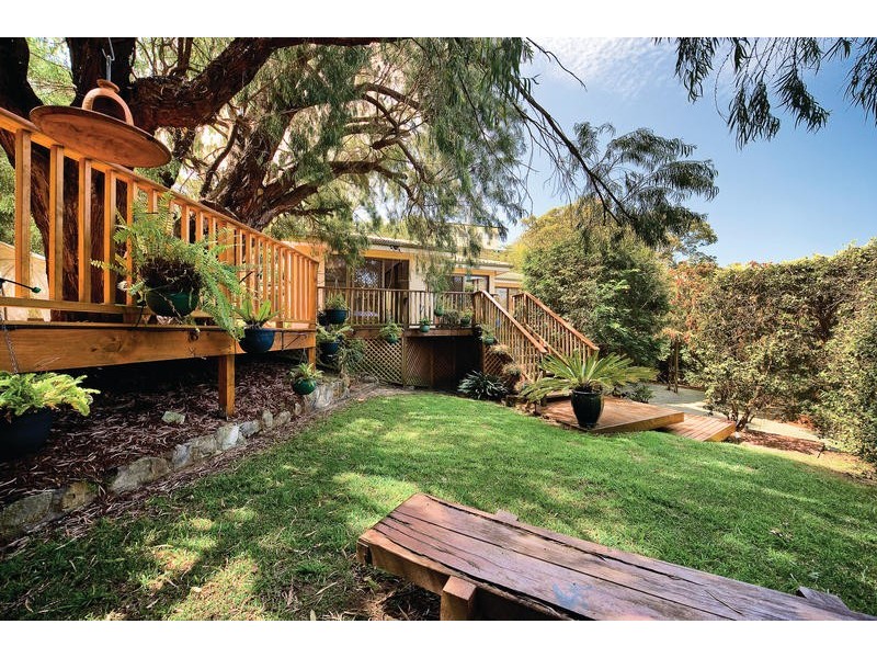 8 Larmer Place, Dee Why NSW 2099