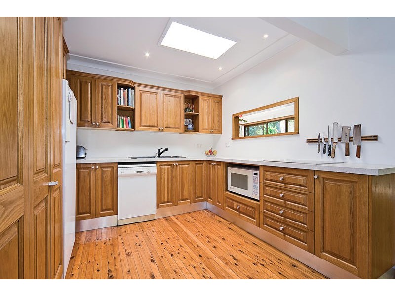 8 Larmer Place, Dee Why NSW 2099