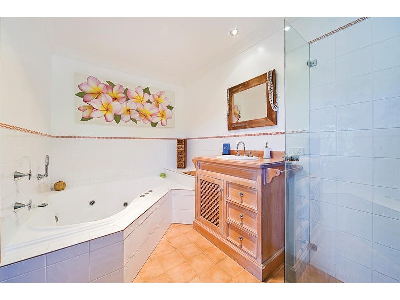 51 Irrawong Road, North Narrabeen NSW 2101