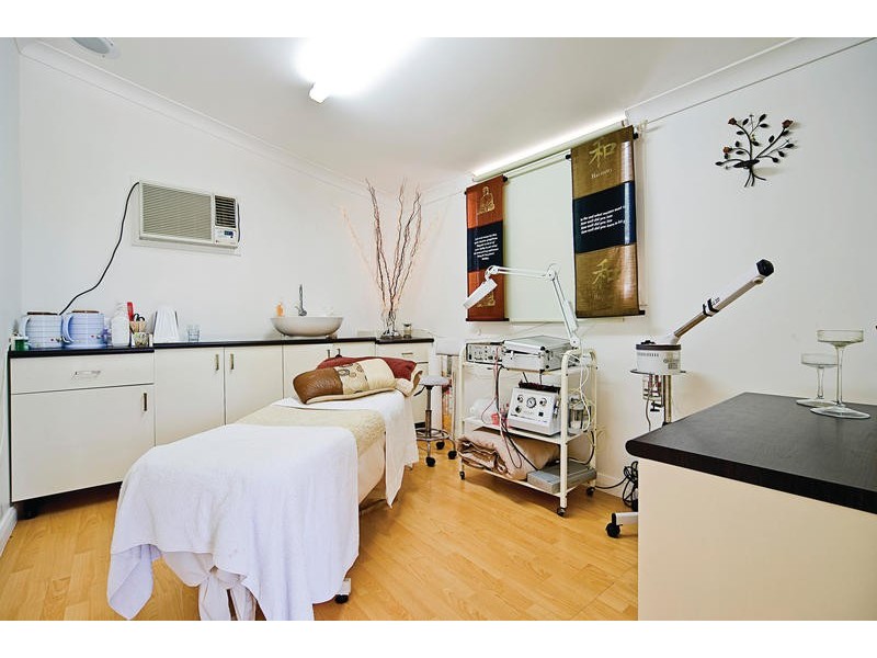 280 Warringah Road, Beacon Hill NSW 2100