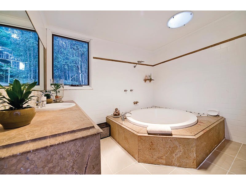 153 McCarrs Creek Road, Church Point NSW 2105
