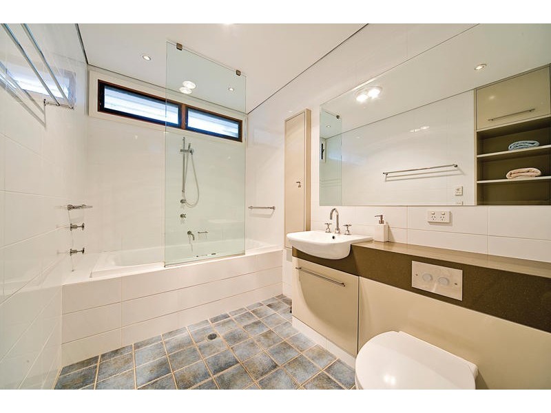 120 Rickard Road, North Narrabeen NSW 2101