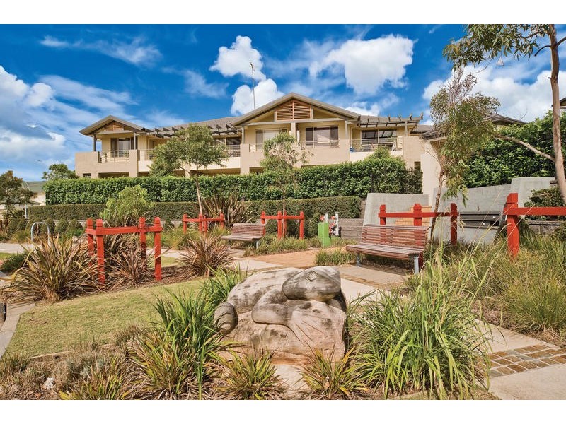 8/6 Fantail Avenue, Warriewood NSW 2102