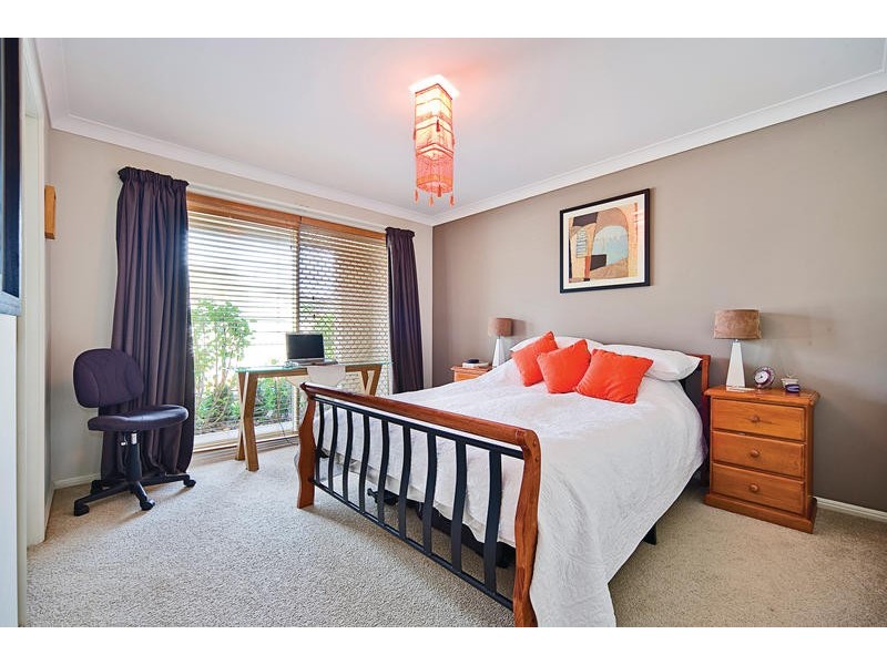 8/6 Fantail Avenue, Warriewood NSW 2102